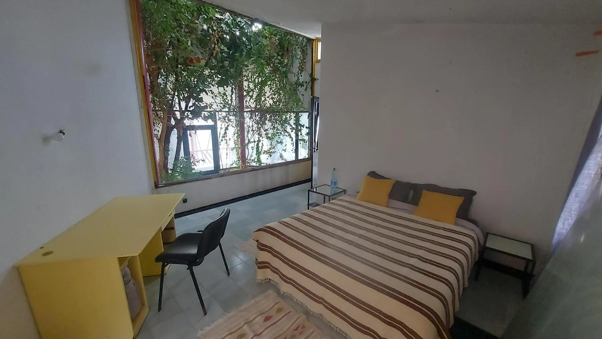Dar Hamadi بن جامع A Villa & Its Swimming Pool, Looking For Artists In Residence Tunis 0*,  Tunezja