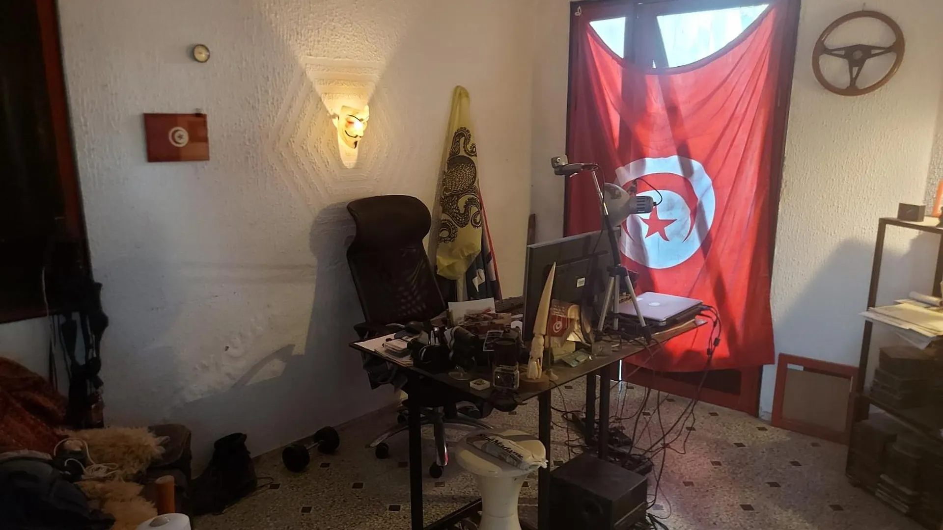Dar Hamadi بن جامع A Villa & Its Swimming Pool, Looking For Artists In Residence Tunis Tunisia
